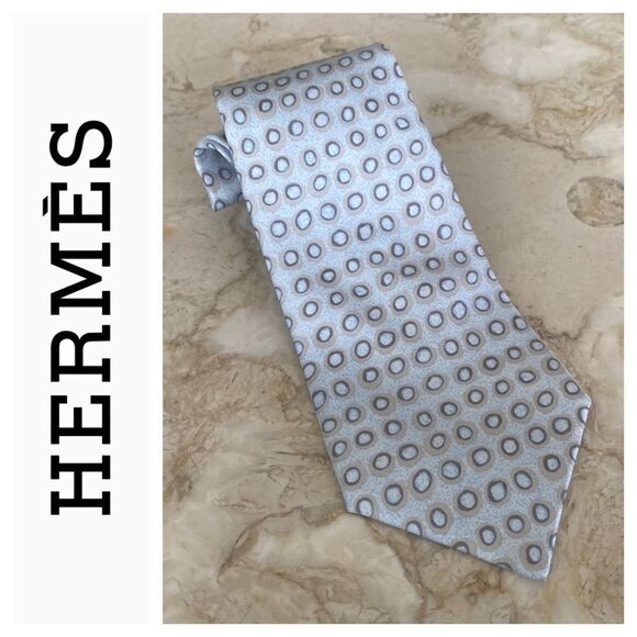 Hermes 100% Silk Baby Blue Polka Dot Tie - Picture 1 of 10